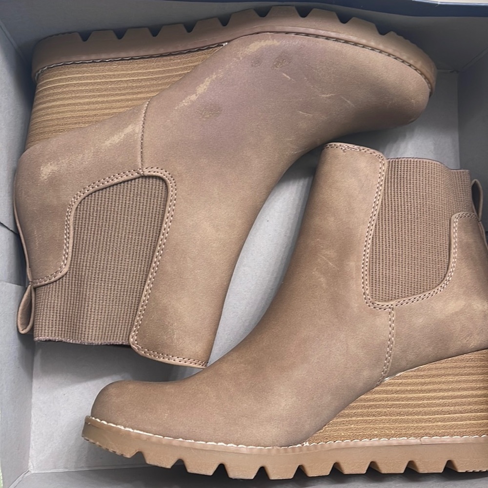 NWT A  New Day Taupe Faux Leather Wedge Taupe Booties